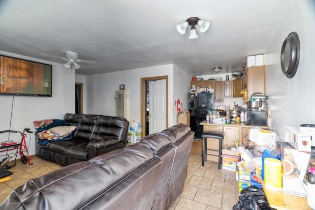 11415 Link Street, Los Angeles, CA 90061