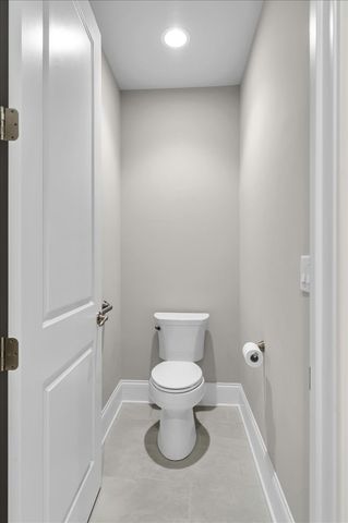 1024 Club View Dr Unit F202, Gallatin, TN 37066