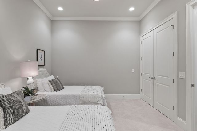 1024 Club View Dr Unit F202, Gallatin, TN 37066
