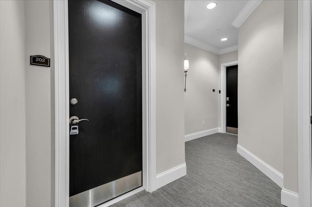 1024 Club View Dr Unit F202, Gallatin, TN 37066