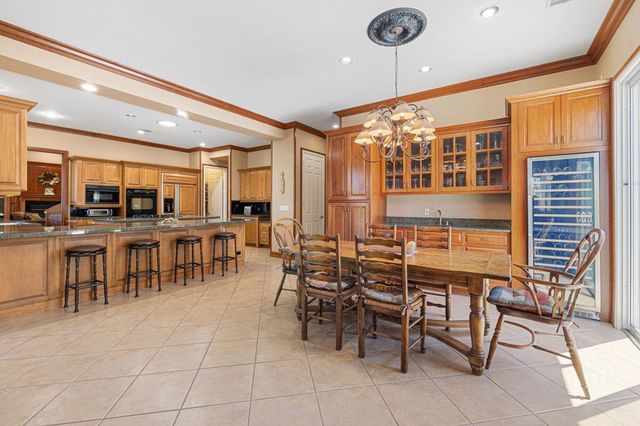 10 Queens Court, Rancho Mirage, CA 92270