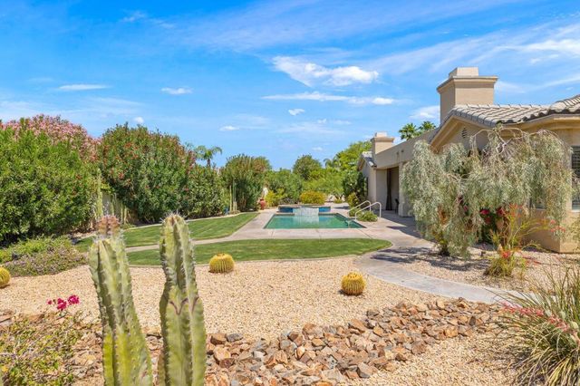 10 Queens Court, Rancho Mirage, CA 92270