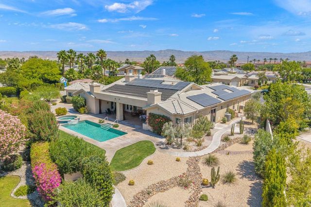 10 Queens Court, Rancho Mirage, CA 92270