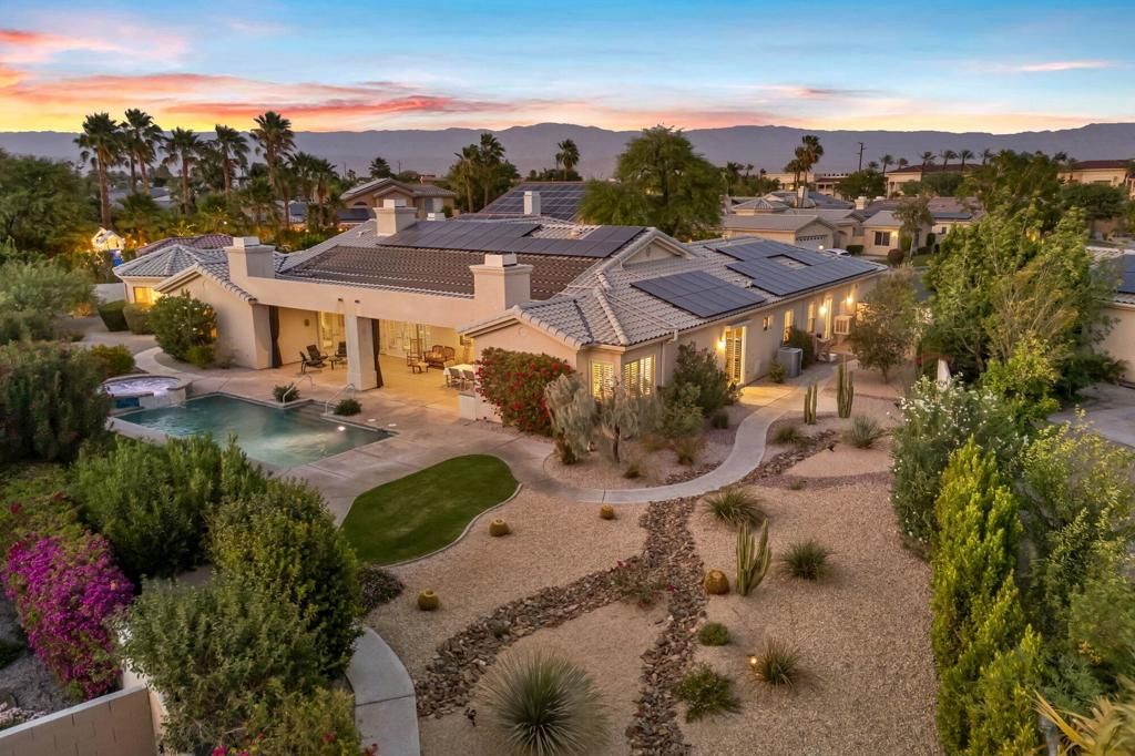 Image 1 of property listing at 10 Queens Court, Rancho Mirage, CA 92270