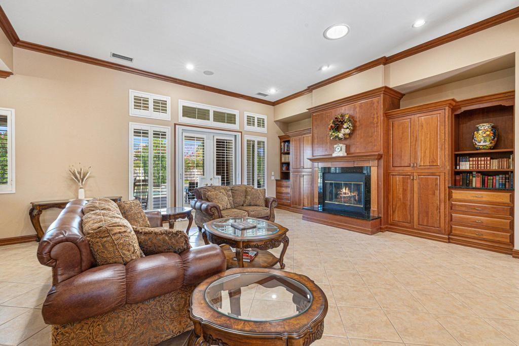 Image 11 of property listing at 10 Queens Court, Rancho Mirage, CA 92270