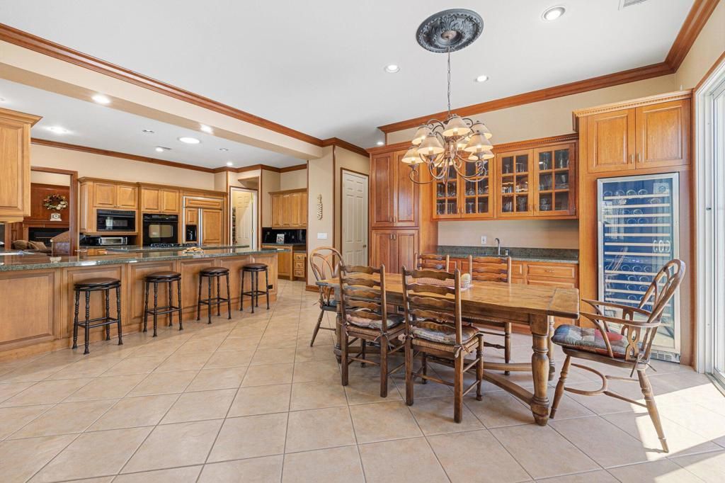 Image 16 of property listing at 10 Queens Court, Rancho Mirage, CA 92270