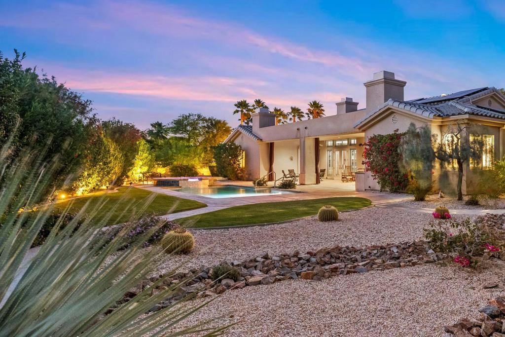 Image 2 of property listing at 10 Queens Court, Rancho Mirage, CA 92270