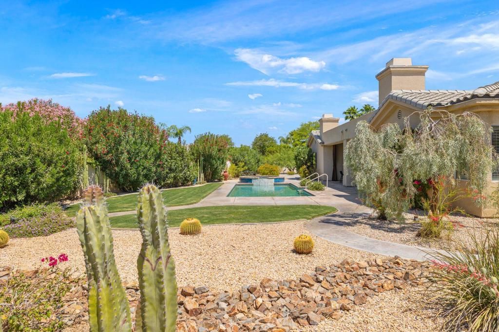 Image 24 of property listing at 10 Queens Court, Rancho Mirage, CA 92270