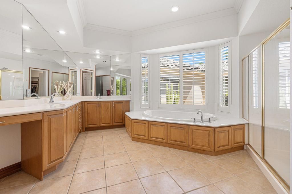 Image 28 of property listing at 10 Queens Court, Rancho Mirage, CA 92270