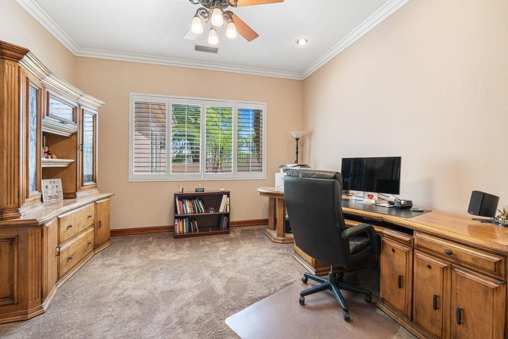 Image 30 of property listing at 10 Queens Court, Rancho Mirage, CA 92270
