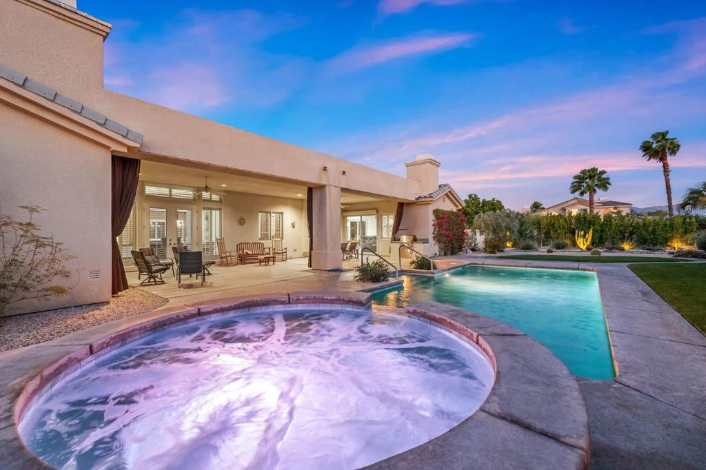 Image 6 of property listing at 10 Queens Court, Rancho Mirage, CA 92270