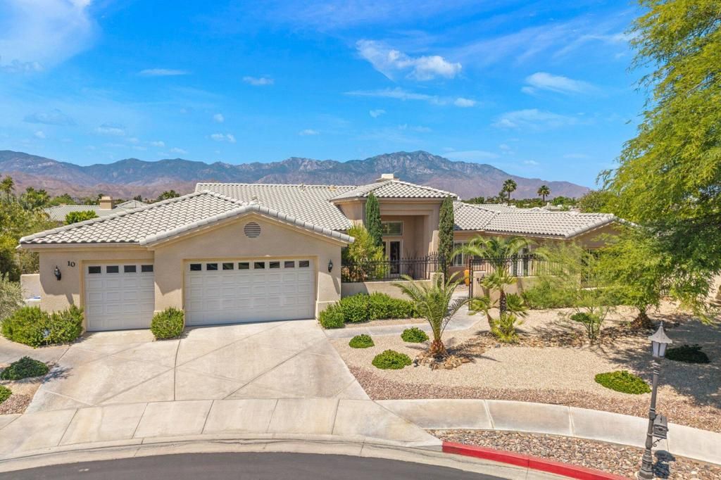 Image 7 of property listing at 10 Queens Court, Rancho Mirage, CA 92270
