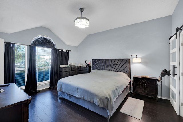 5948 Woodoak Drive, Dallas, TX 75249