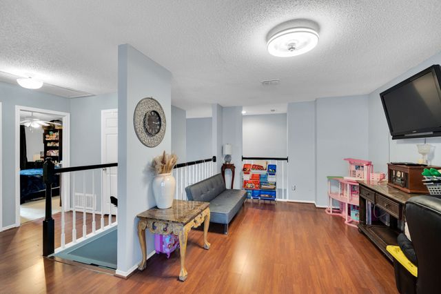 5948 Woodoak Drive, Dallas, TX 75249