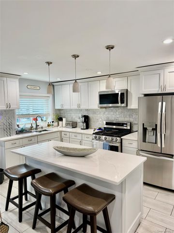 510 Reynolds Avenue, Bronx, NY 10465