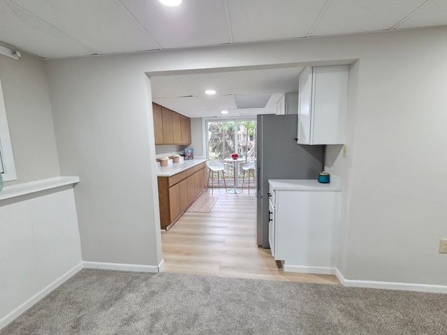 4174 Oakcrest Drive, Vadnais Heights, MN 55127