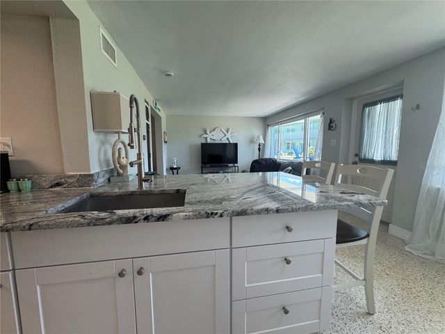 1834 SHORE DRIVE S 6, South Pasadena, FL 33707