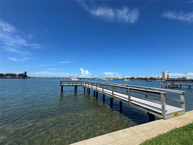 1834 SHORE DRIVE S 6, South Pasadena, FL 33707