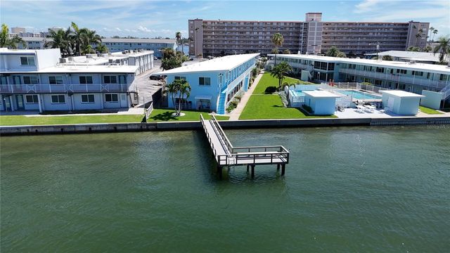 1834 SHORE DRIVE S 6, South Pasadena, FL 33707