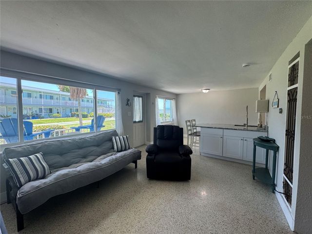 1834 SHORE DRIVE S 6, South Pasadena, FL 33707