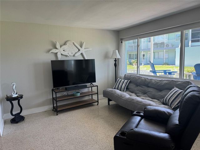 1834 SHORE DRIVE S 6, South Pasadena, FL 33707