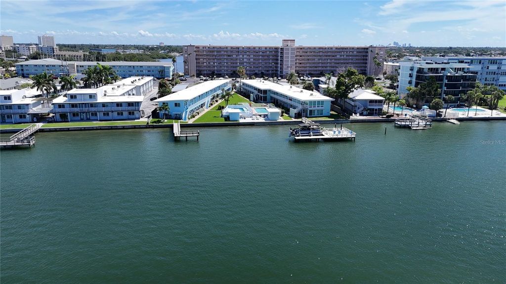1834 SHORE DRIVE S 6, South Pasadena, FL 33707