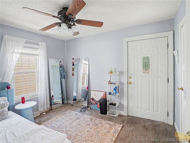 2406 Fairmont Avenue, New Albany, IN 47150