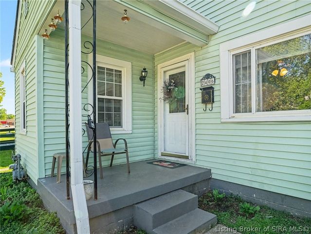 2406 Fairmont Avenue, New Albany, IN 47150