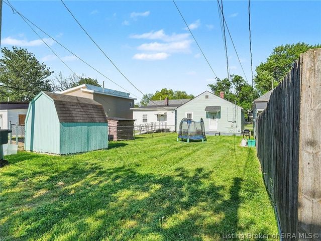 2406 Fairmont Avenue, New Albany, IN 47150