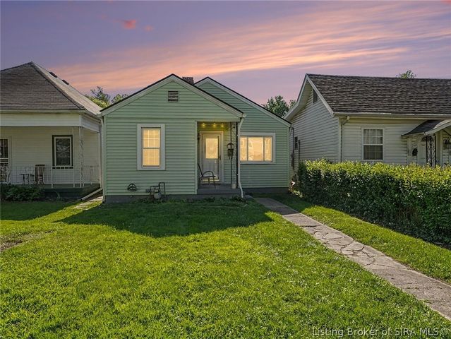 2406 Fairmont Avenue, New Albany, IN 47150