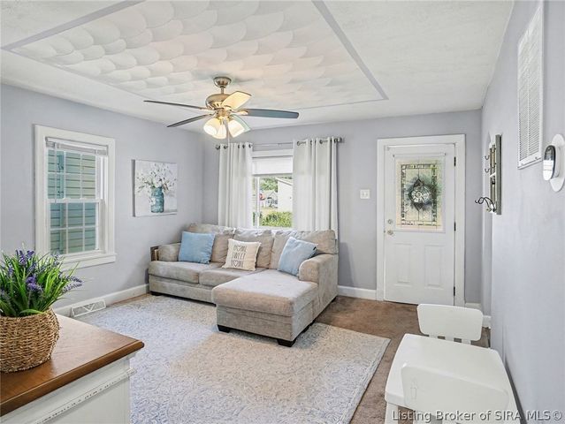 2406 Fairmont Avenue, New Albany, IN 47150