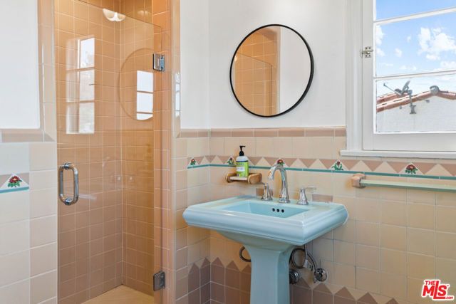 3365 Ley Drive, Los Angeles, CA 90027