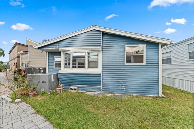 447 Nettles Boulevard, Jensen Beach, FL 34957