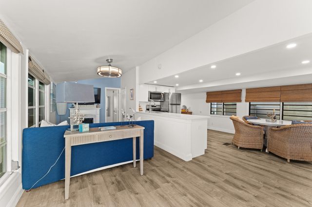 447 Nettles Boulevard, Jensen Beach, FL 34957