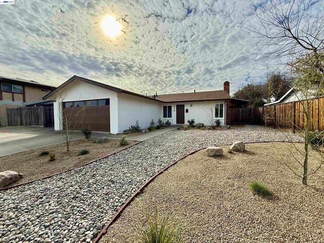 539 539 Mayten Dr, Livermore, CA 94551