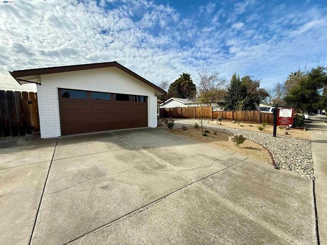 539 539 Mayten Dr, Livermore, CA 94551