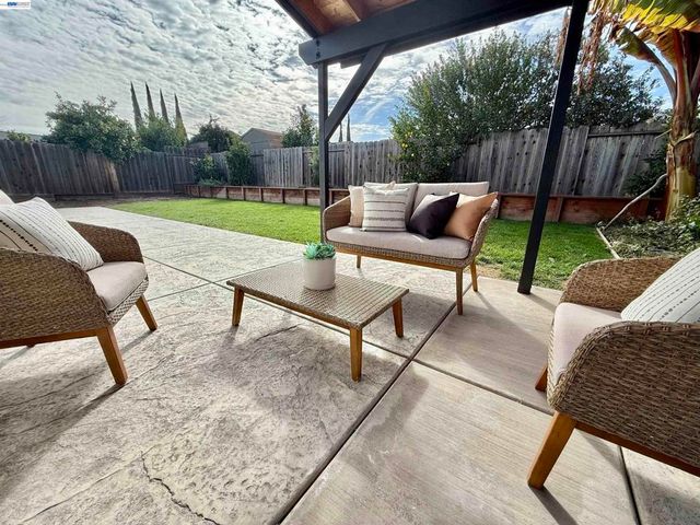 539 539 Mayten Dr, Livermore, CA 94551