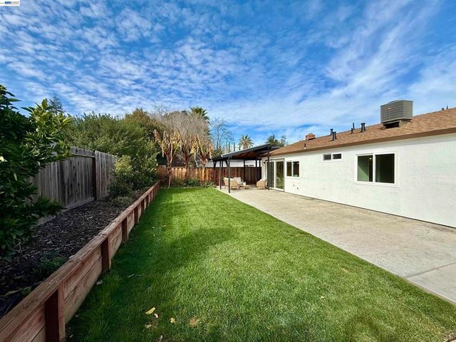 539 539 Mayten Dr, Livermore, CA 94551