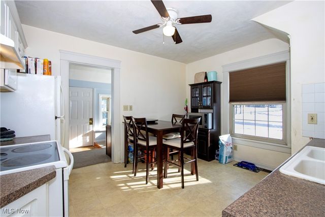 435 Locust Street S, Canal Fulton, OH 44614