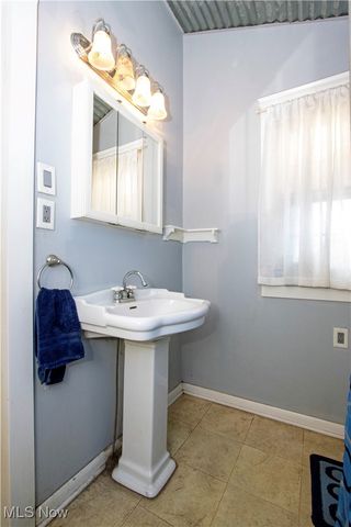 435 Locust Street S, Canal Fulton, OH 44614