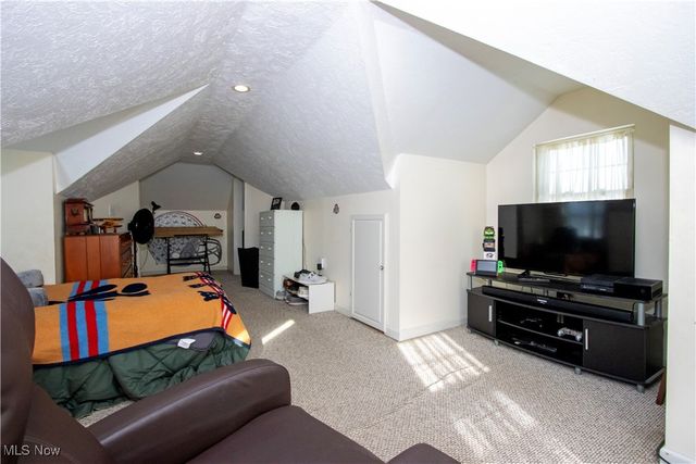 435 Locust Street S, Canal Fulton, OH 44614