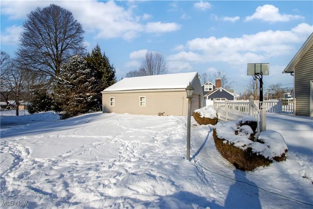 435 Locust Street S, Canal Fulton, OH 44614