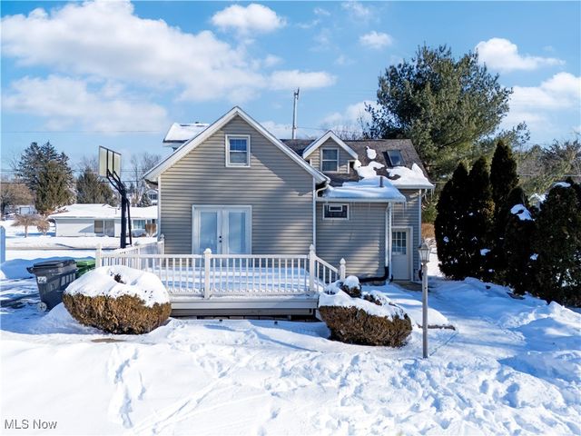 435 Locust Street S, Canal Fulton, OH 44614