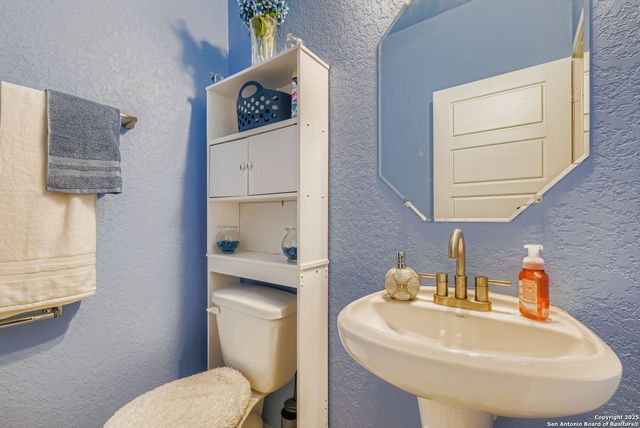 9224 Grand Western, Converse, TX 78109