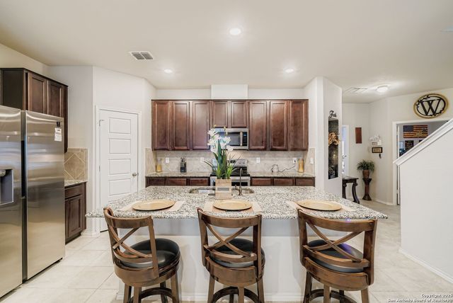 9224 Grand Western, Converse, TX 78109