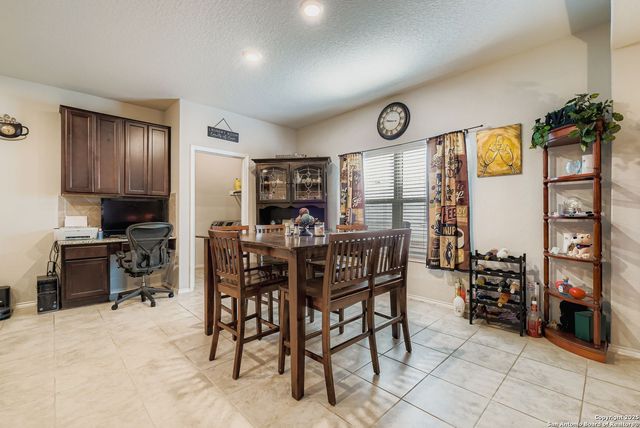 9224 Grand Western, Converse, TX 78109