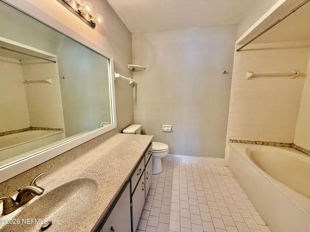 902 LAKERIDGE Drive, Orange Park, FL 32065