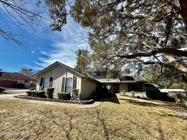 902 LAKERIDGE Drive, Orange Park, FL 32065