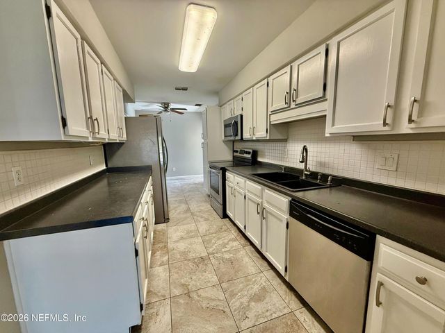 902 LAKERIDGE Drive, Orange Park, FL 32065