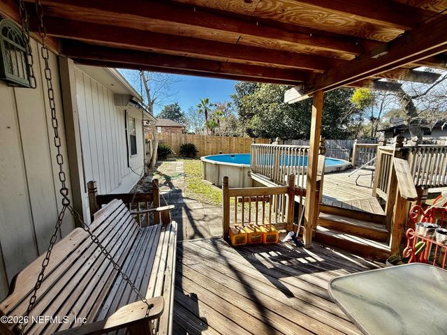 902 LAKERIDGE Drive, Orange Park, FL 32065